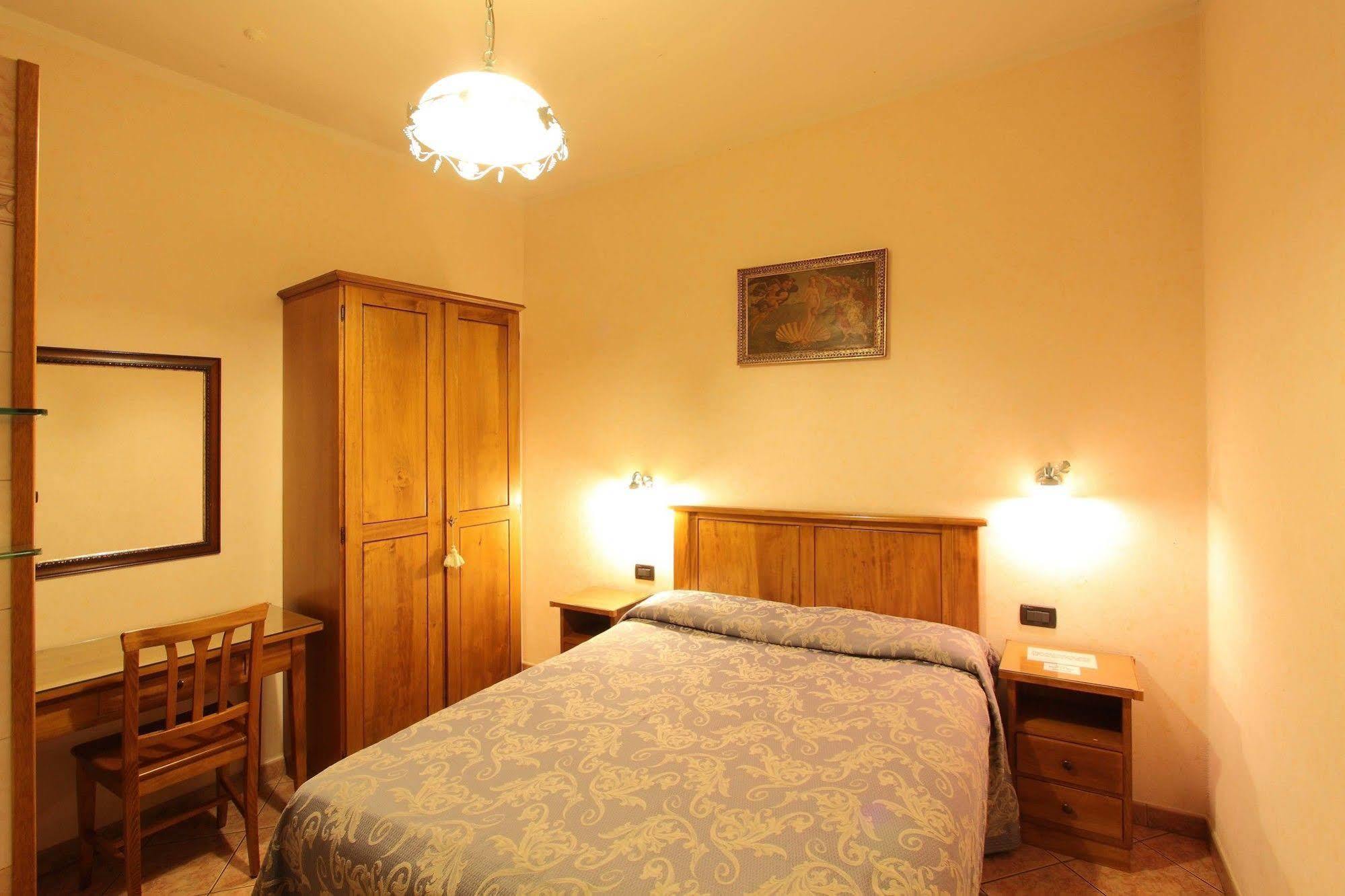 Hotel Margaret Florence Ngoại thất bức ảnh
